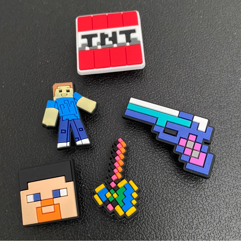Brand new 5 pack Minecraft Shoe Charms